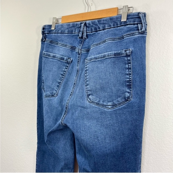 GOOD AMERICAN Always Fits Good Classic Straight Leg Jeans size 14-18 - Picture 4 of 9